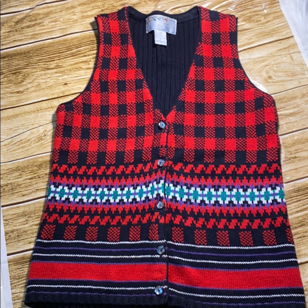 Buffalo plaid knit vest size small